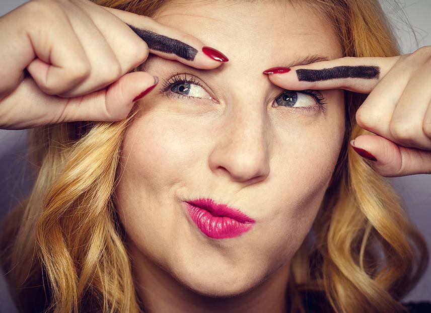 How do you fix eyebrows?